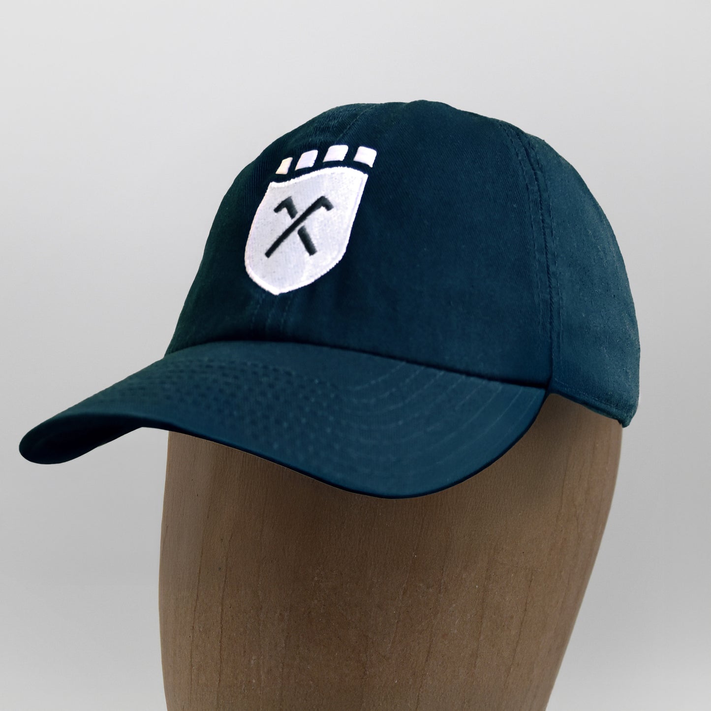 Base Cap dunkelblau mit Bad Homburg Logo (weiß)